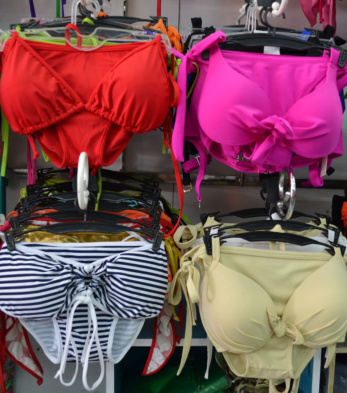 Ropa interior para hombre y mujer en Viveiro