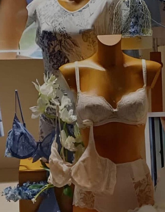 Ropa interior para hombre y mujer en Viveiro